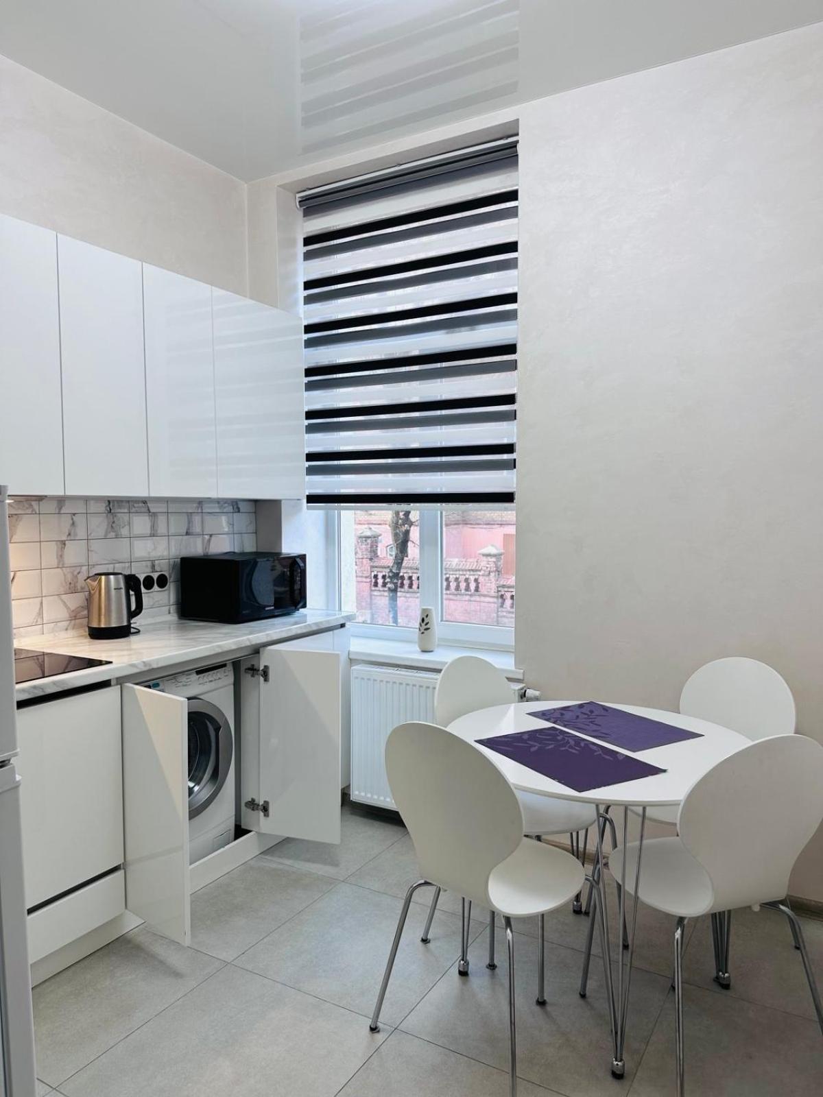 Apartment Forum, Центр リヴィウ エクステリア 写真