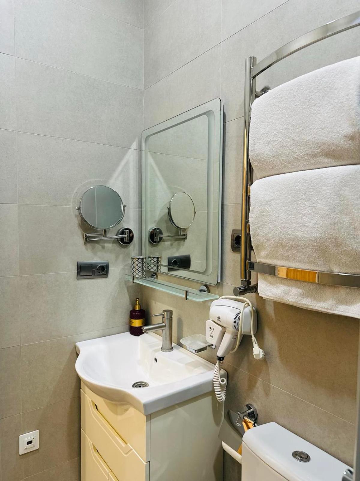 Apartment Forum, Центр リヴィウ エクステリア 写真